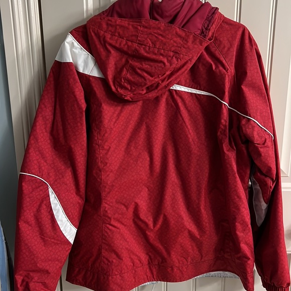 Columbia - lighter weight winter jacket - Picture 5 of 7